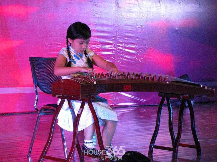 青春中国安徽赛区汇演小美女云集