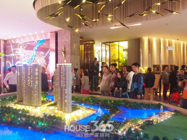 金地长青湾:金地棕榈岛项目v项目中心盛大启幕家具盛双电话号码图片