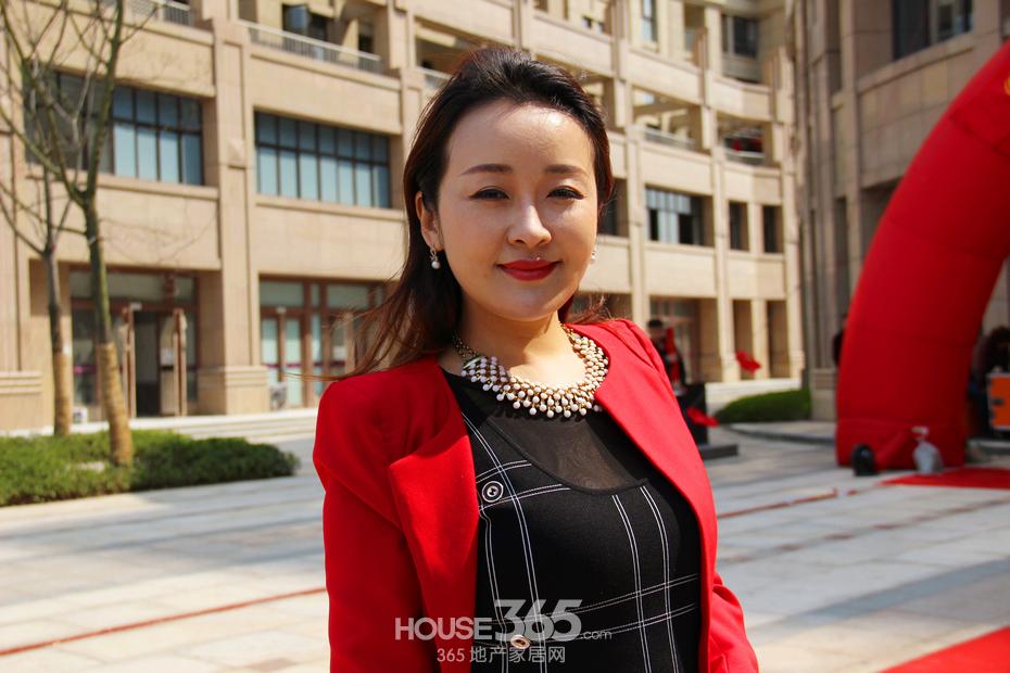 阿杜携壹加壹美容机构3.24空降白金星天地-芜