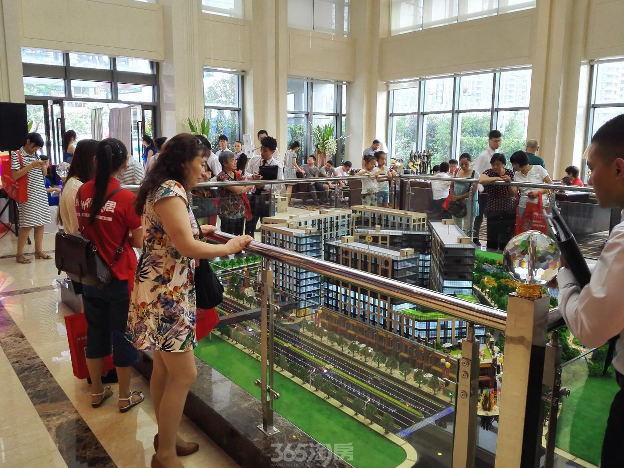 缘定七夕,东亚有喜 东亚新干线现场人气爆棚-杭