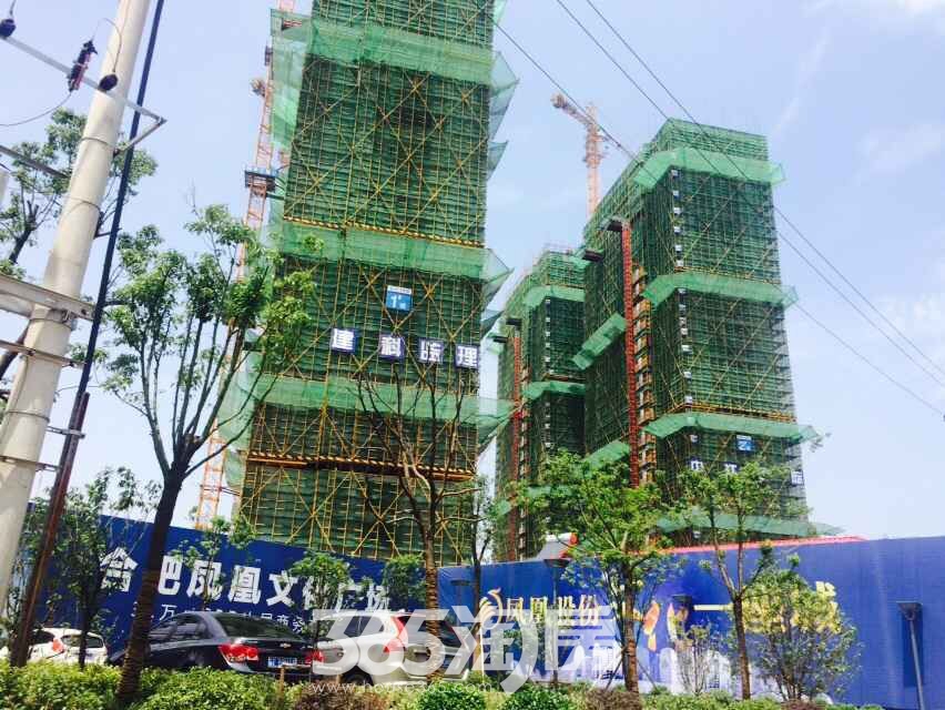 凤凰文化广场工程进度（2015.7.16）