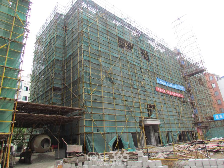 銀湖公館在建樓棟基本封頂 2016.6月整體交付