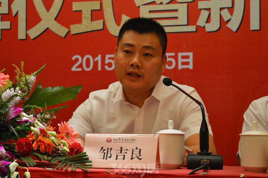 图集|全国媒体聚焦"华商食品城号"列车首发