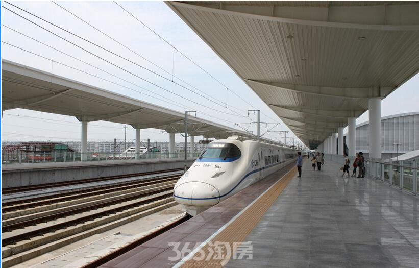 阜阳地产资讯 > 正文  济南西站,京沪高铁五大始发站之一,2010年到